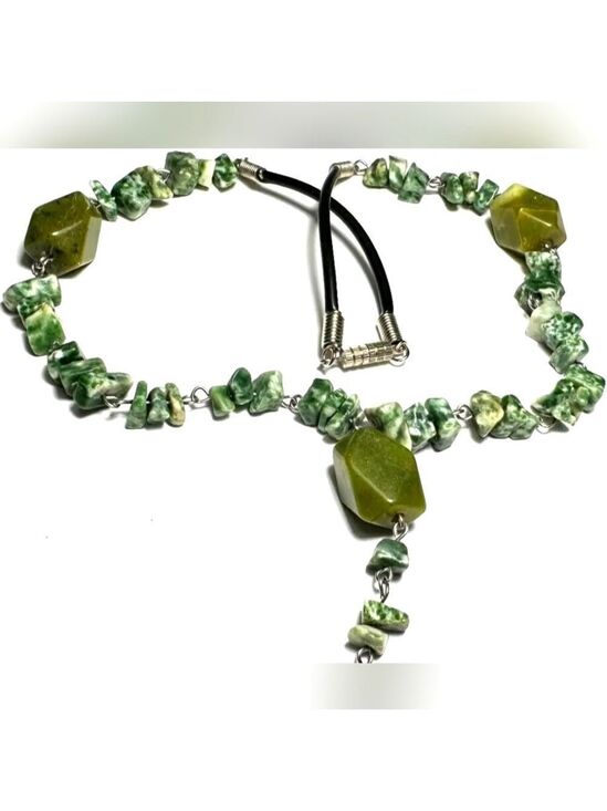 Jewelry - VintageNecklace Glass Bead Rock Stone Agate Sage Olive Green Dangle 16"